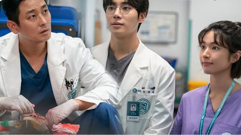 Đánh giá của khán giả, các trang web chuyên môn về phim Trung Tâm Chăm Sóc Chấn Thương