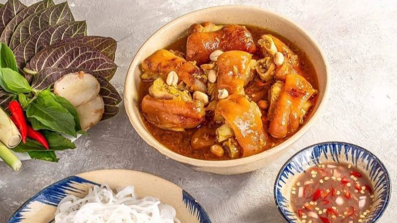 Thành phẩm giò heo giả cầy vàng óng, thơm lừng, ăn kèm cơm hay bún đều ngon