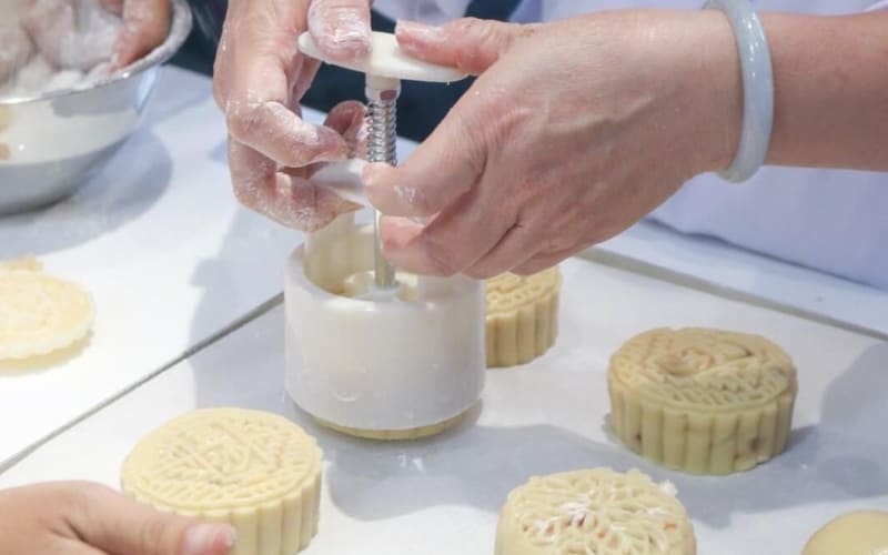 Thực hành kỹ thuật đóng khuôn sắc nét