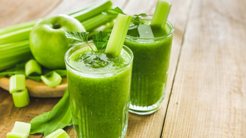 Ly nước ép detox cơ thể hiệu quả