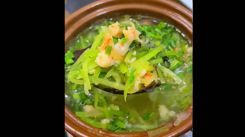 Thành phẩm canh bí đao nấu tôm thơm ngon