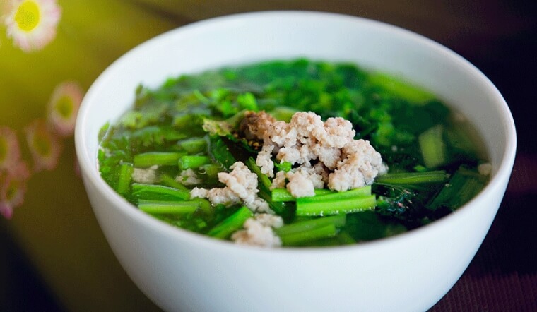 Cách nấu canh cải ngọt thịt bằm ngọt thanh, giòn xanh, dễ làm tại nhà