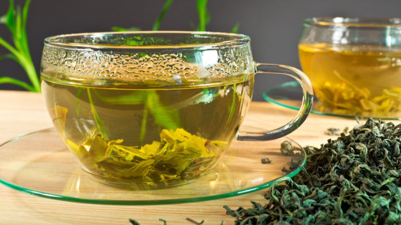 Uống nhiều nước và trà xanh khi ăn bánh Trung thu Uống nhiều nước và trà xanh khi ăn bánh Trung thu