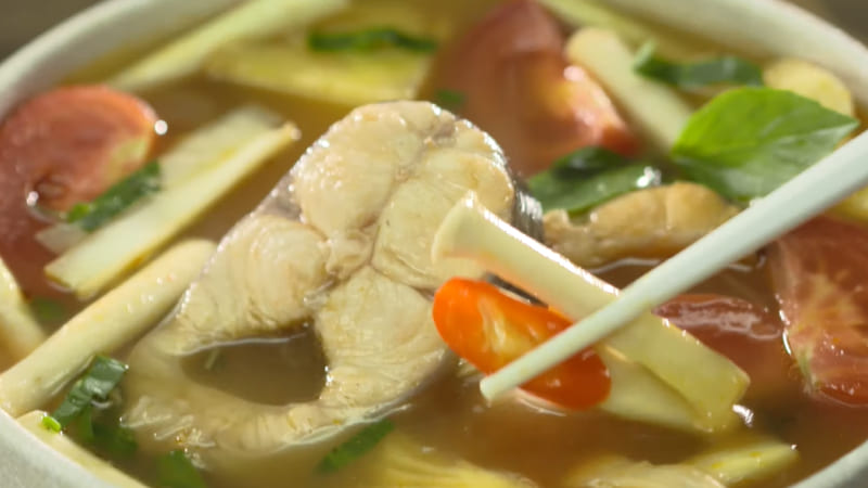 Thưởng thức món canh bồn bồn vị Thái cực thơm ngon Thưởng thức món canh bồn bồn vị Thái cực thơm ngon