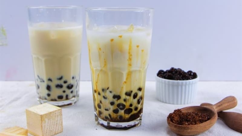 Sữa tươi trân châu đường đen ngọt dịu, đẹp mắt, trân châu dai mềm