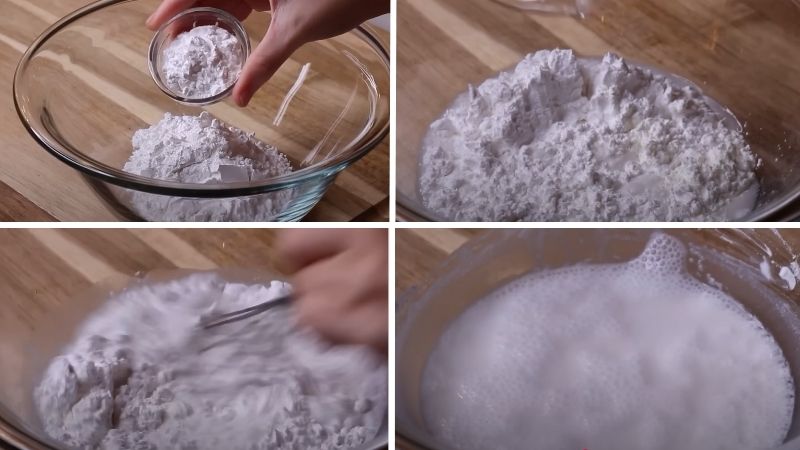 Pha bột làm bánh đúc Pha bột làm bánh đúc