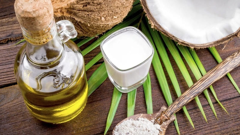 Dầu dừa và sữa tươi là “bộ đôi” hoàn hảo cho làn da khô thiếu sức sống Dầu dừa và sữa tươi là “bộ đôi” hoàn hảo cho làn da khô thiếu sức sống