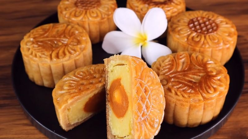 Ăn bánh Trung thu hãy kết hợp với nước trà không đường Ăn bánh Trung thu hãy kết hợp với nước trà không đường