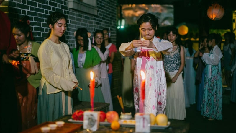 Ngày lễ Thất Tịch là dịp kỷ niệm tình yêu truyền thống.