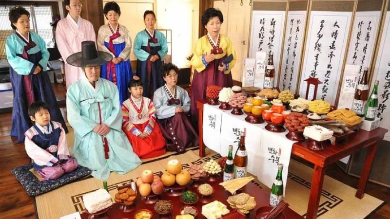 Ở Hàn Quốc, tắm gội ngày Thất Tịch mang ý nghĩa cầu sức khỏe và gột rửa bụi trần Ở Hàn Quốc, tắm gội ngày Thất Tịch mang ý nghĩa cầu sức khỏe và gột rửa bụi trần