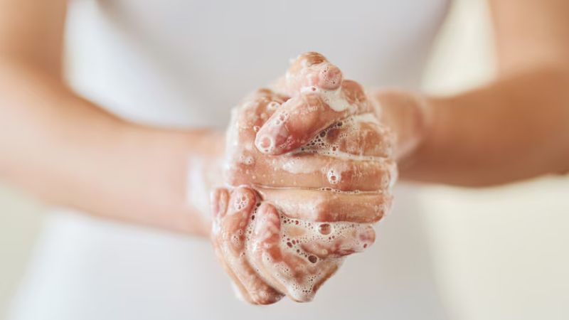 Hãy tắm gội sạch sẽ, giữ vệ sinh cá nhân và tránh mê tín thái quá trong ngày lễ Hãy tắm gội sạch sẽ, giữ vệ sinh cá nhân và tránh mê tín thái quá trong ngày lễ
