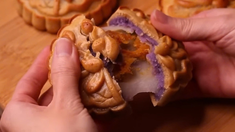 Bánh trung thu mochi khoai môn hoàn hảo cho dịp sum họp