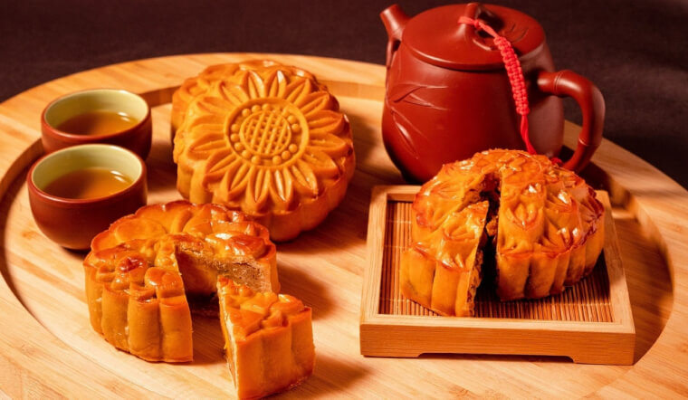 Bánh Trung thu ăn sáng được không? Lời khuyên từ chuyên gia dinh dưỡng