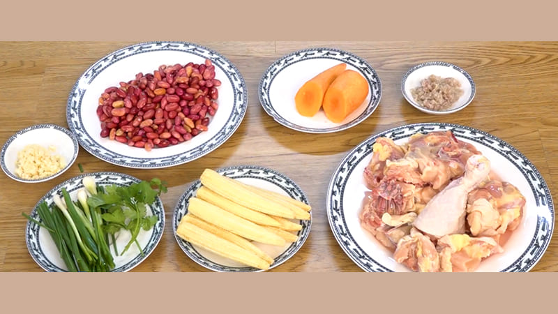 Nguyên liệu làm gà hầm đậu đỏ Nguyên liệu làm gà hầm đậu đỏ