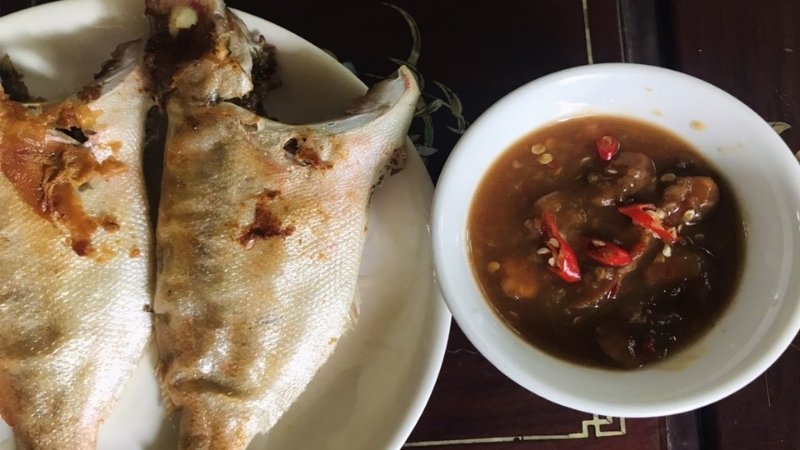 Dùng ngay khi nóng để giữ trọn hương vị giòn ngon và cay nồng đặc trưng Dùng ngay khi nóng để giữ trọn hương vị giòn ngon và cay nồng đặc trưng