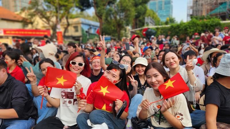 Nút giao Tràng Tiền - Phan Chu Trinh - Quảng trường Cách mạng tháng 8 (trước Nhà Hát Lớn) Nút giao Tràng Tiền - Phan Chu Trinh - Quảng trường Cách mạng tháng 8 (trước Nhà Hát Lớn)