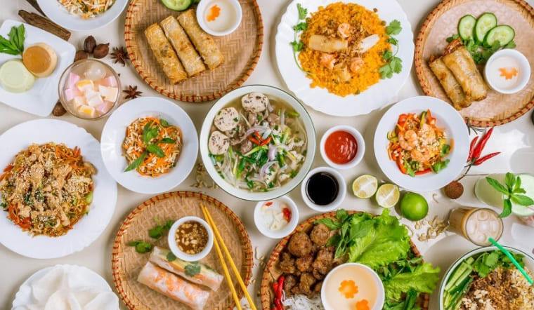 Tổng hợp 7 món ngon Hà Nội không thể bỏ lỡ khi xem diễu binh 2/9