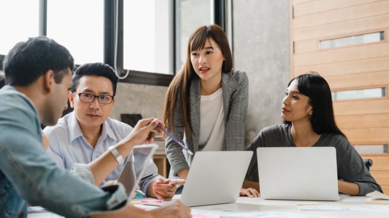 Không ngừng học hỏi và linh hoạt thích nghi để bắt kịp mọi thay đổi Không ngừng học hỏi và linh hoạt thích nghi để bắt kịp mọi thay đổi