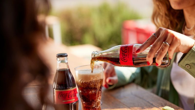 Màu caramel trong Coca-Cola đảm bảo an toàn cho người dùng Màu caramel trong Coca-Cola đảm bảo an toàn cho người dùng