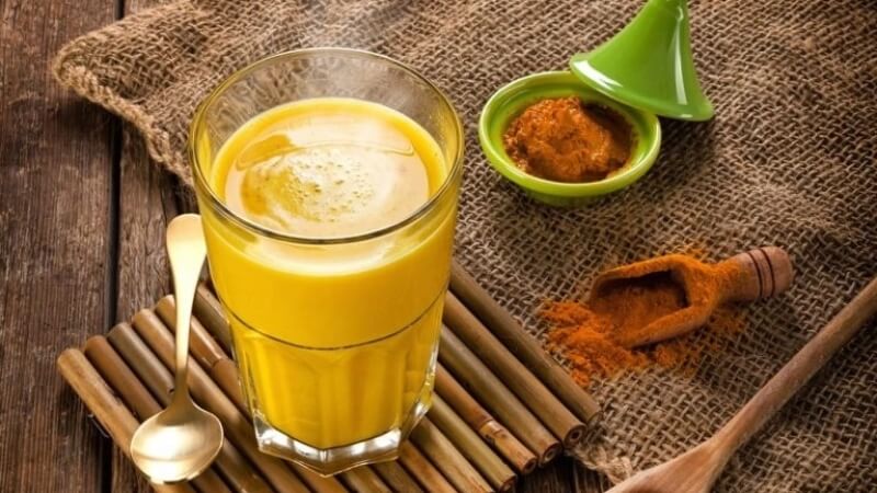 Sữa nghệ (Sữa vàng) - Kháng viêm, làm đẹp da