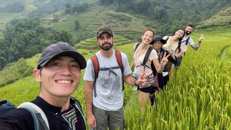 Trekking khám phá bản làng miền Tây Bắc