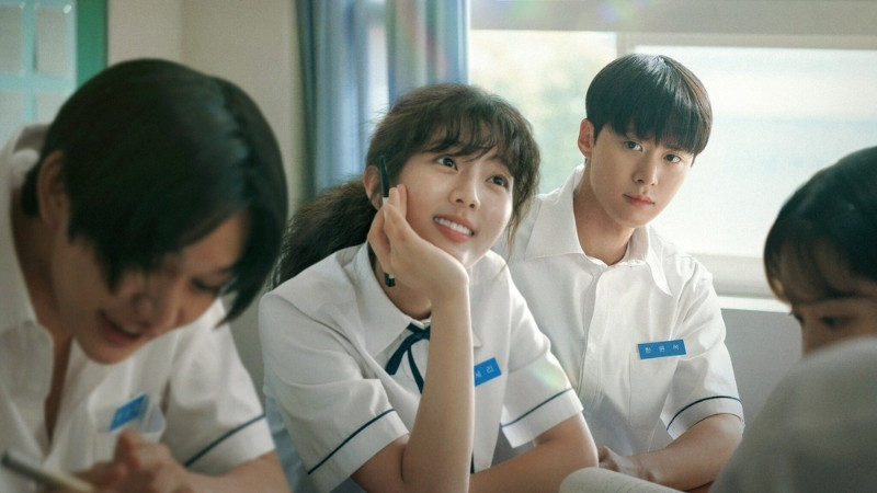 Park Se Ri luôn muốn xử lý mái tóc xoăn để tự tin thả thính crush
