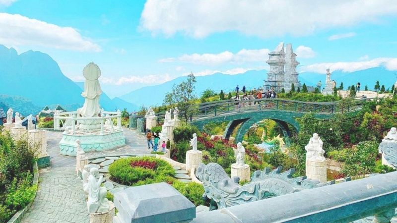 Khu du lịch Cổng trời Ô Quy Hồ