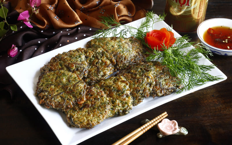 Chả rươi ăn kèm với gì là ngon nhất?
