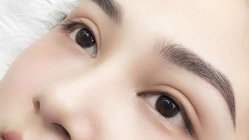 Lông mày “quý tướng” mang lại diện mạo hài hòa và vận may