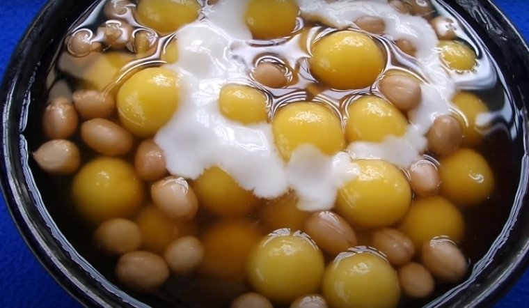 Ngày se lạnh làm chè bí đỏ hạt sen cả nhà thưởng thức