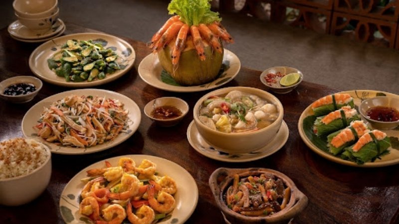 Mâm cơm quê Quán Bụi Original
