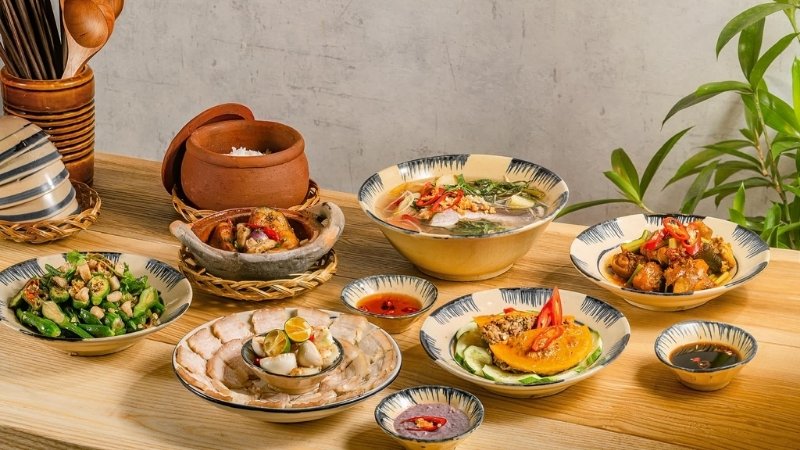 Mâm cơm quê Tiệm cơm kho tộ