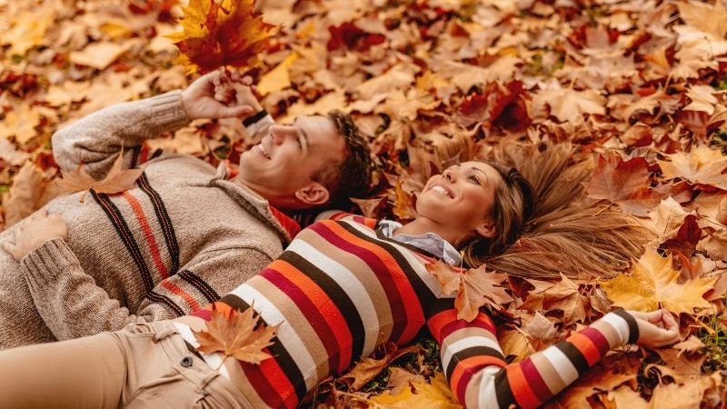 Thu này vẫn lạnh… nhưng tim mình thì đang chờ ai làm ấm