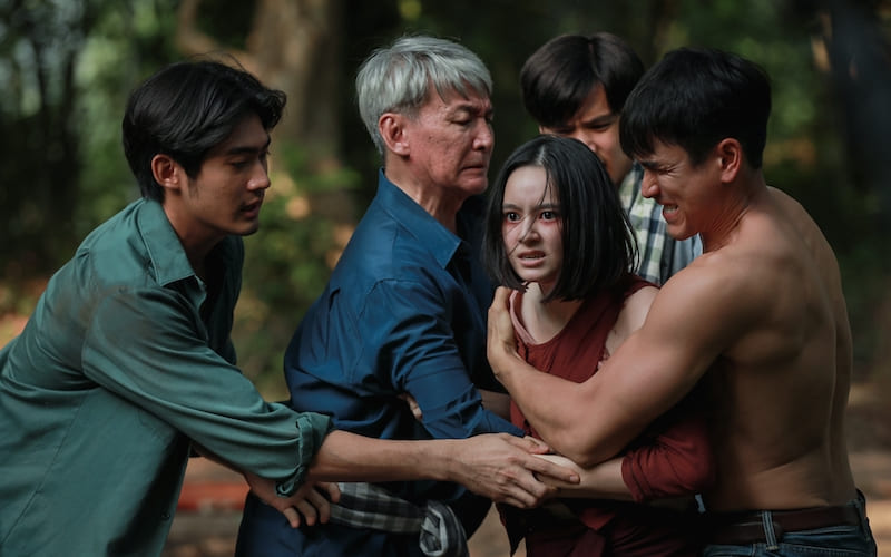 Những nhân vật trẻ học cách vượt qua thử thách