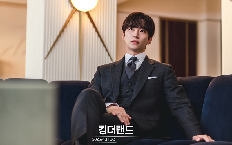 Tại sao hình tượng tổng tài lại có sức hút lớn đến vậy? Tại sao hình tượng tổng tài lại có sức hút lớn đến vậy?