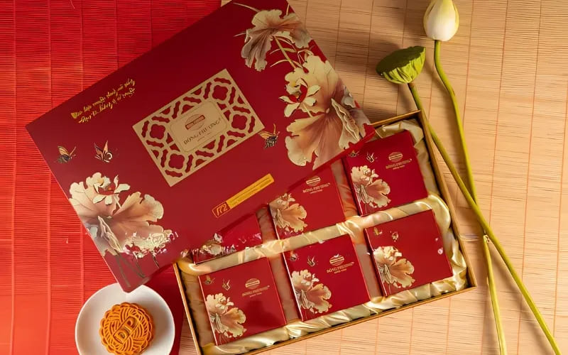 Bánh trung thu Đông Phương có ngon như lời đồn không?