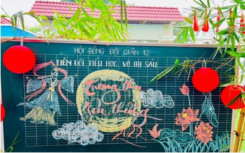 Bảng trang trí phá cỗ gợi niềm vui trọn vẹn.