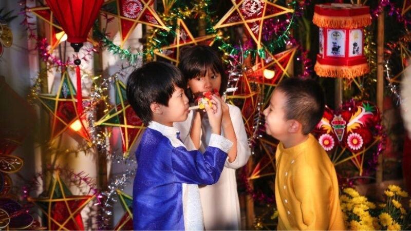 Ảnh bé vui Tết Trung thu trong trẻo, đáng yêu 5