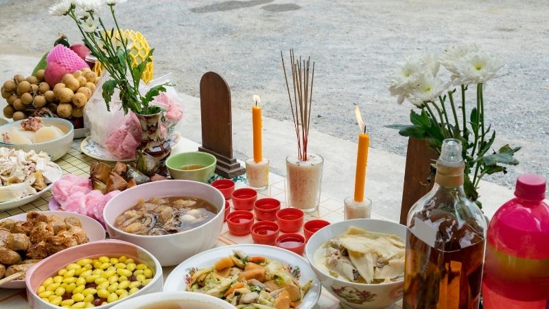 Mâm cúng mùng 1 tháng 9 Âm lịch