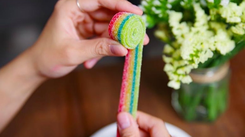 Kẹo cầu vồng 1m Chupa Chups là kẹo dẻo dạng dây