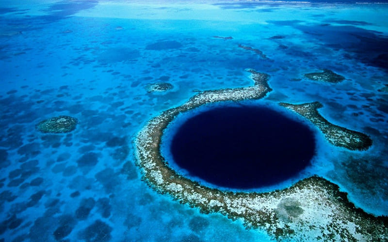 Great Blue Hole (Belize)