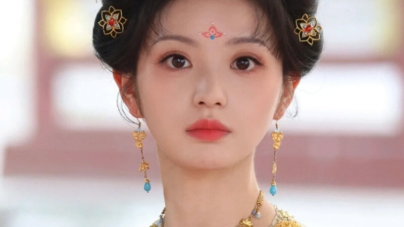 Trang điểm mắt cún cưng