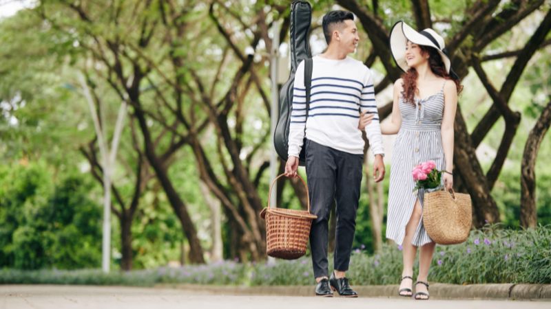 20/10 anh muốn nói nhỏ: Em chính là món quà tuyệt vời nhất trong đời anh