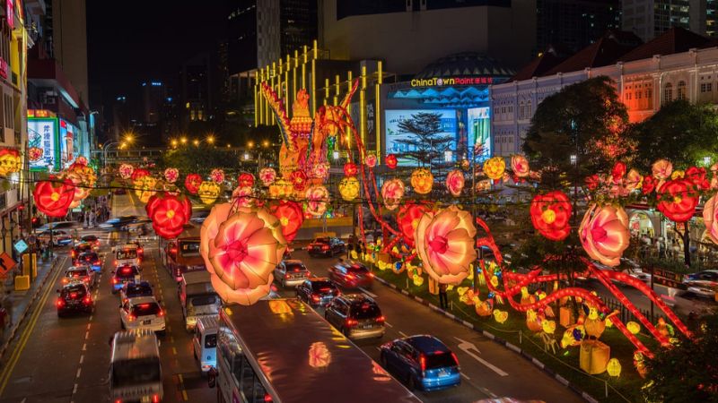 Chinatown là trung tâm sôi động nhất với hàng ngàn đèn lồng rực rỡ Chinatown là trung tâm sôi động nhất với hàng ngàn đèn lồng rực rỡ