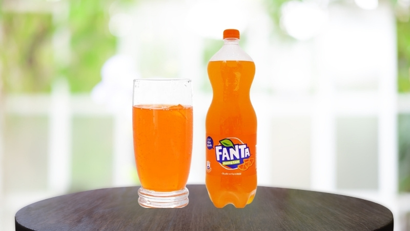 Điều gì làm nên sức hấp dẫn của Fanta hương cam 1.5L? Điều gì làm nên sức hấp dẫn của Fanta hương cam 1.5L?