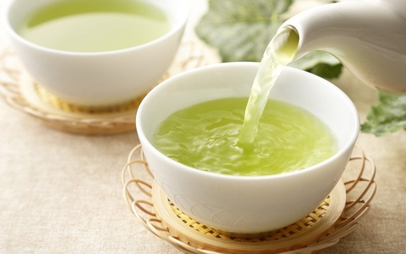 Trà xanh giàu EGCG và catechin, hỗ trợ bảo vệ gan thận và ngăn sỏi thận