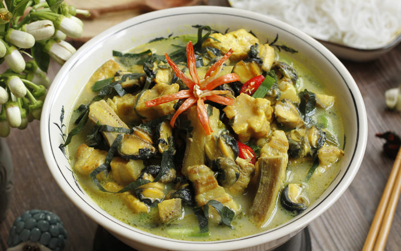 Ốc nấu chuối đậu là món ăn dân dã đặc trưng miền Bắc Ốc nấu chuối đậu là món ăn dân dã đặc trưng miền Bắc