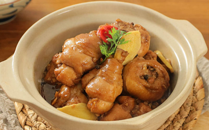 Gà kho gừng với vị cay nồng ấm áp Gà kho gừng với vị cay nồng ấm áp