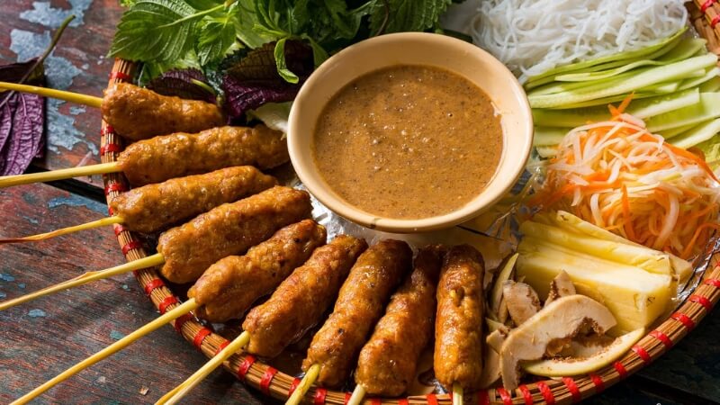 Nem Lụi: Thơm lừng góc phố Nem Lụi: Thơm lừng góc phố