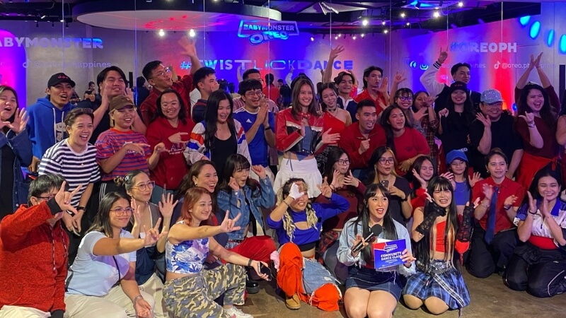 Thử thách #XoayNếmNhảy trên TikTok